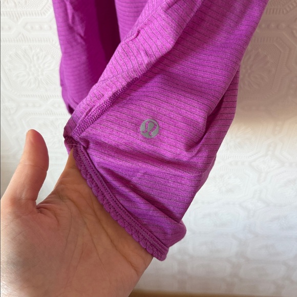 Lululemon 105f Singlet Racerback Tank Top Size 8 Heathered Ultra Violet - Picture 3 of 10